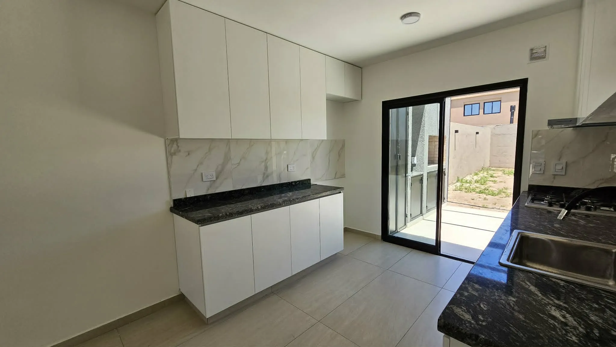 Venta Duplex Docta 2 Dormis, 2 baños completos, Pb, USD 130.000, Entrega JUNIO 2026