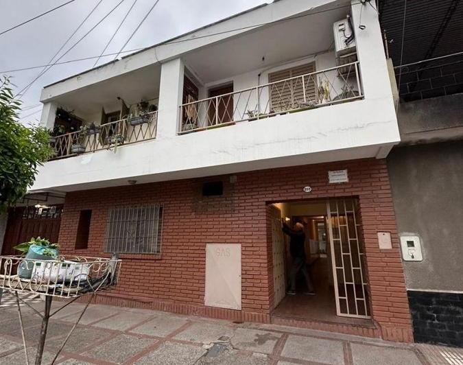 Edificio · 277m²