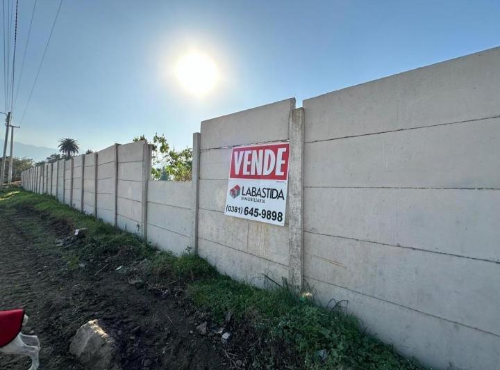 Terreno · 10733m²