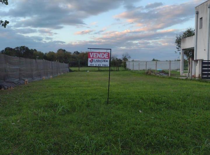 Terreno · 407m²