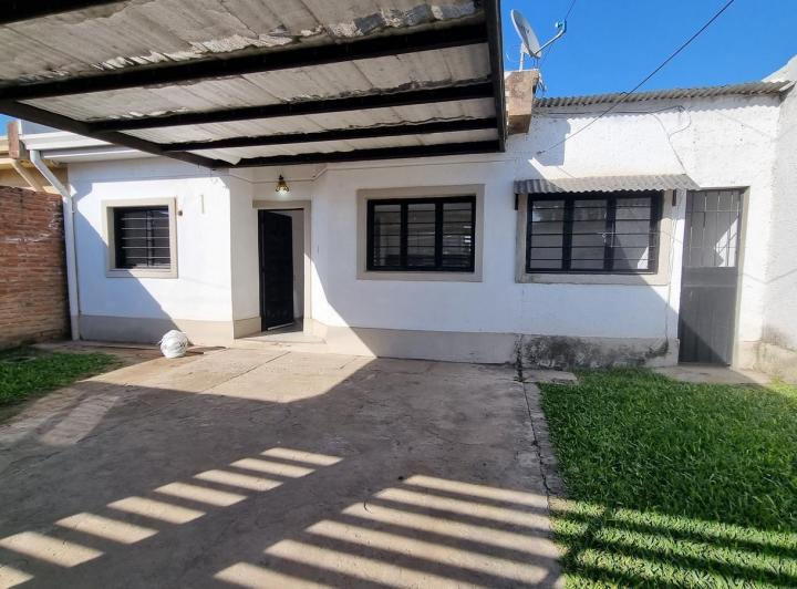 Casa · 80m² · 2 Dormitorios · 1 Cochera