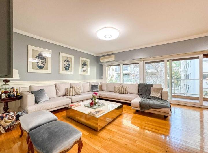 Departamento · 275m² · 5 Ambientes · 1 Cochera