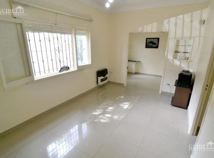 Casa · 112m² · 4 Ambientes · 1 Cochera