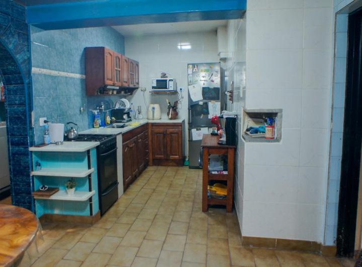 Casa · 200m² · 8 Ambientes