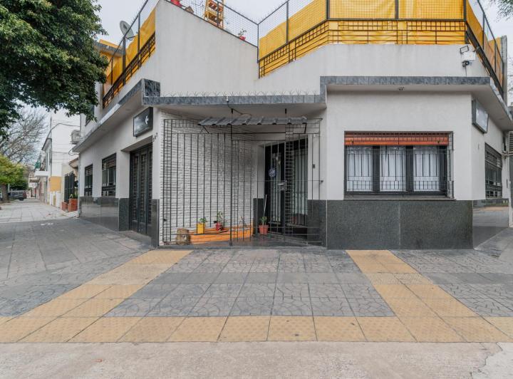 Casa · 148m² · 5 Ambientes · 1 Cochera