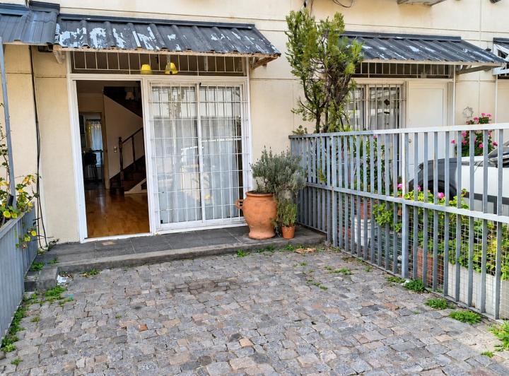 Casa · 59m² · 3 Ambientes · 1 Cochera