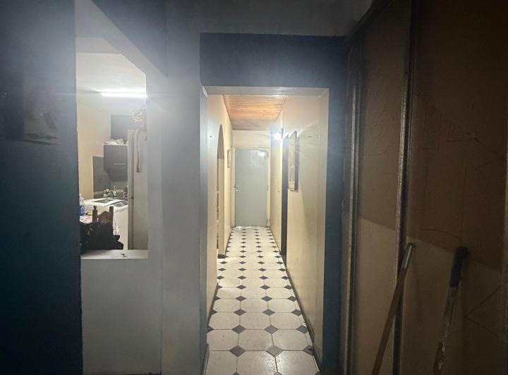 Casa · 340m² · 8 Ambientes · 1 Cochera