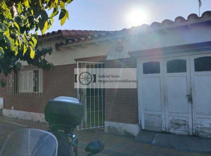 Casa · 140m² · 7 Ambientes