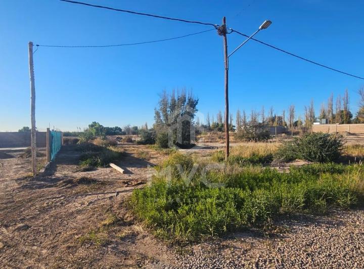 Terreno · 300m²