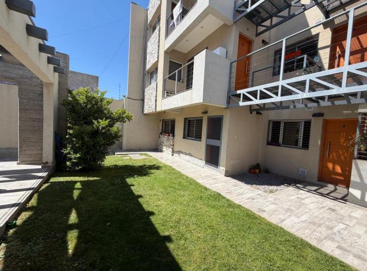 Departamento · 55m² · 2 Ambientes · 1 Cochera