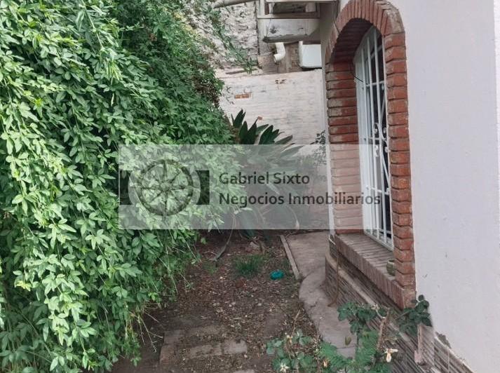Casa · 70m² · 5 Ambientes