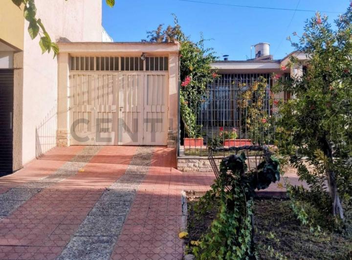 Casa · 138m² · 4 Ambientes · 1 Cochera