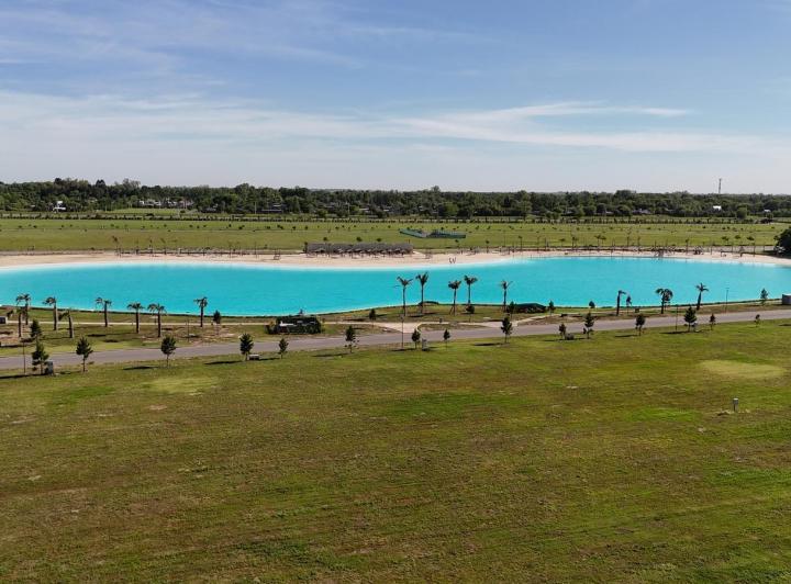 Terreno · 642m²