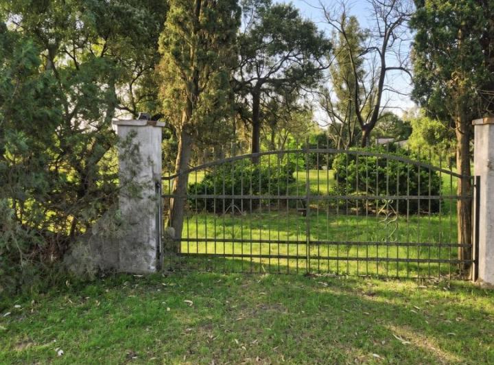 Terreno · 220m²
