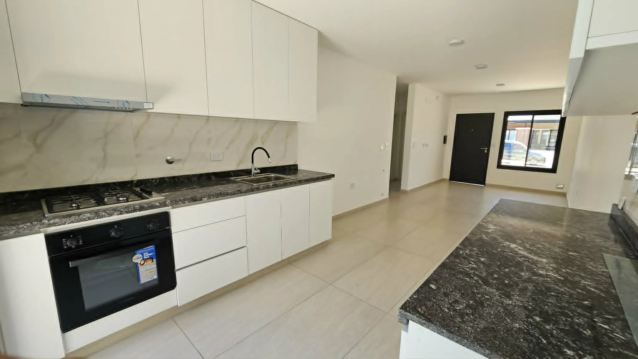 DUPLEX EN VENTA DOCTA 2 DORMIS PB, 2 BAÑOS , ESTRENAR USD 127.000, posesión junio/julio 26