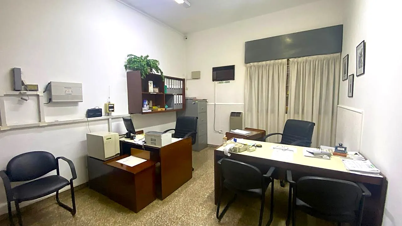 Propiedad Comercial con Doble Ingreso frente a Nuevocentro Shopping