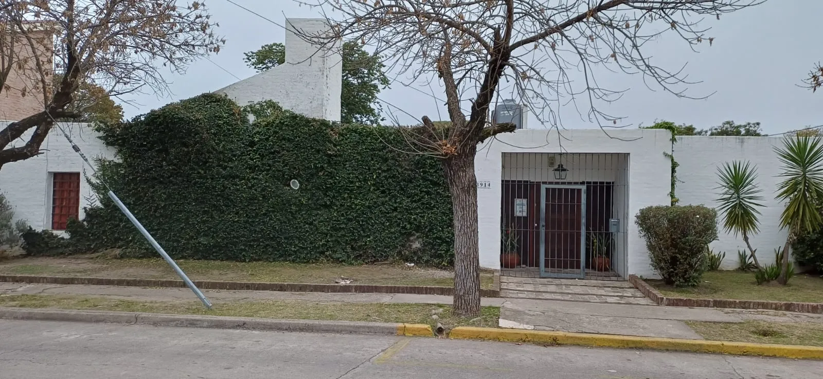 Casa Esquina en Tablada Park a m de Nuñez y Spilimbergo