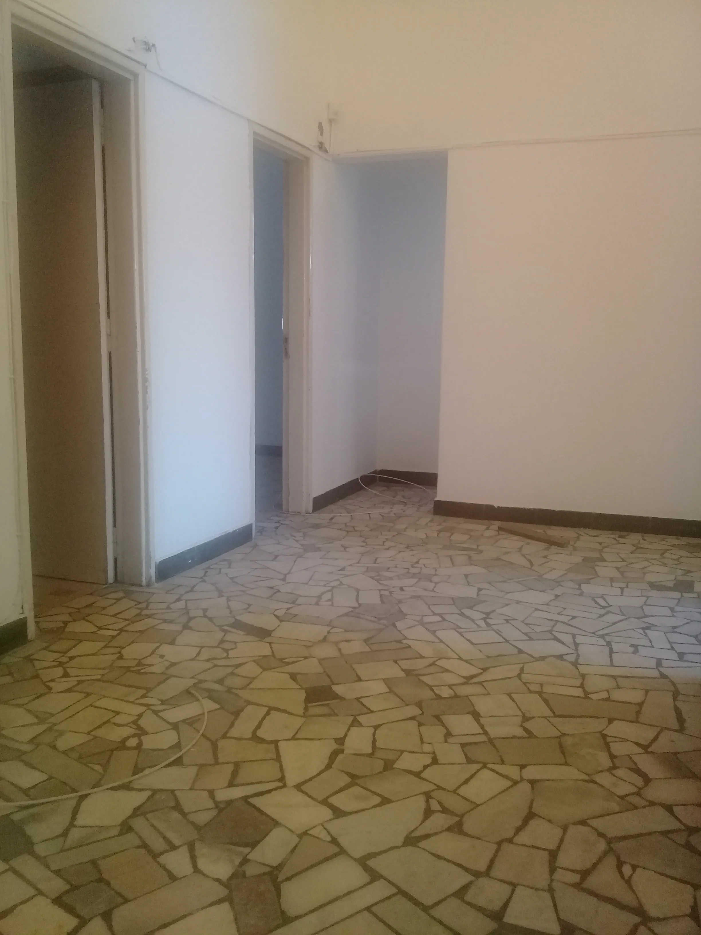 ALQUILER DPTO 3 DORMITORIOS COCHERA A Alberdi