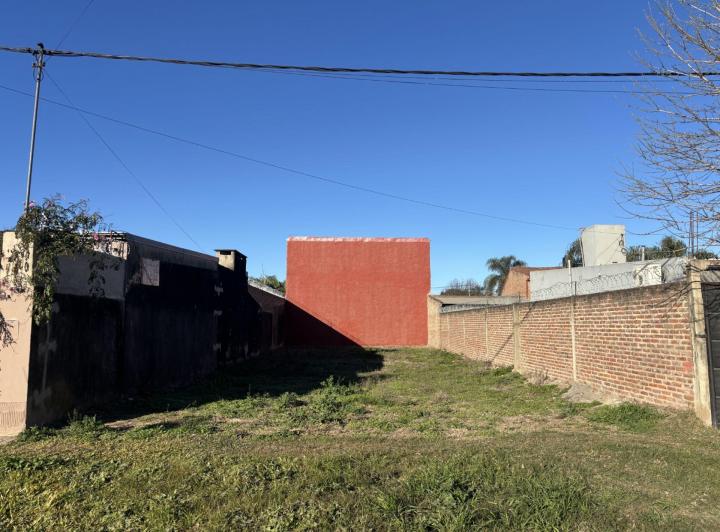 Terreno · 271m²
