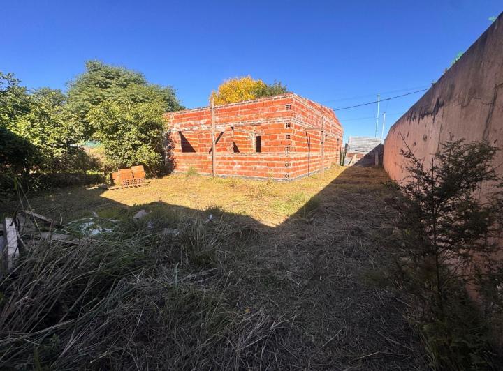 Terreno · 203m²