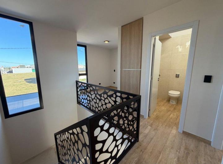 PH · 145m² · 4 Ambientes · 2 Cocheras