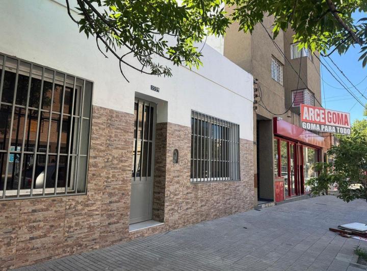 Local comercial · 81m²
