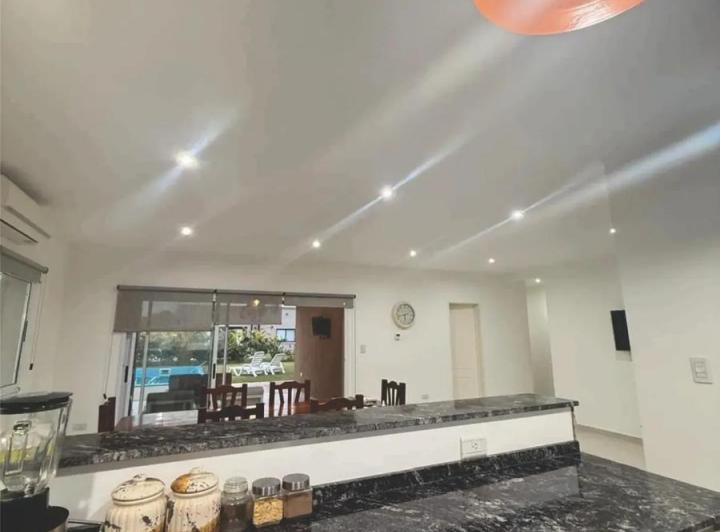 Casa · 165m² · 6 Ambientes