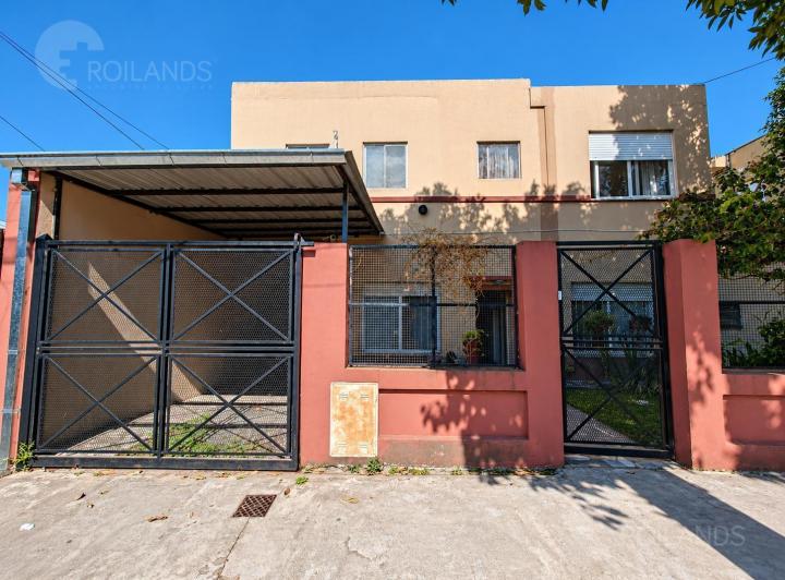 Casa · 178m² · 7 Ambientes · 2 Cocheras