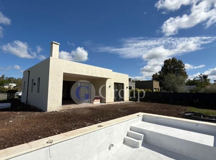 Casa · 150m² · 4 Ambientes · 1 Cochera