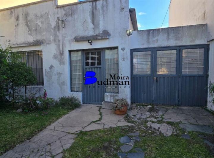 Casa · 136m² · 3 Ambientes · 4 Cocheras
