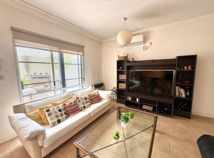 Casa · 107m² · 4 Ambientes · 1 Cochera