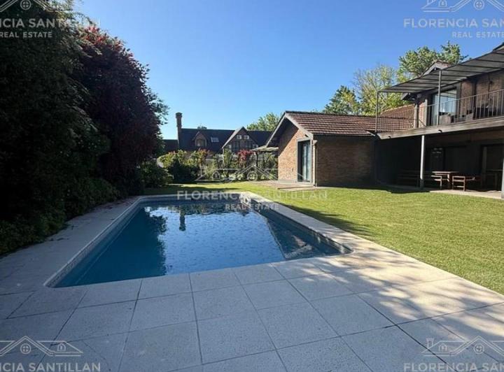 Casa · 356m² · 5 Ambientes · 6 Cocheras