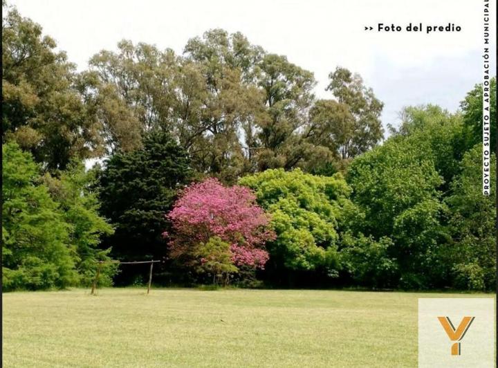 Terreno · 648m²