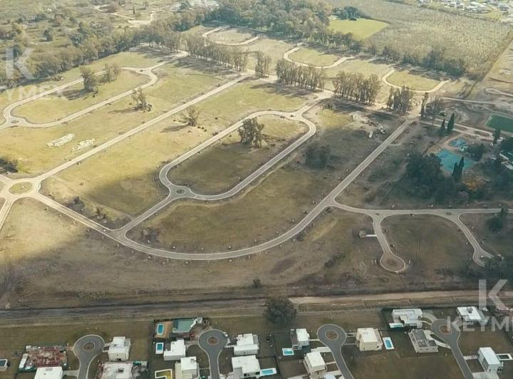 Terreno · 600m²