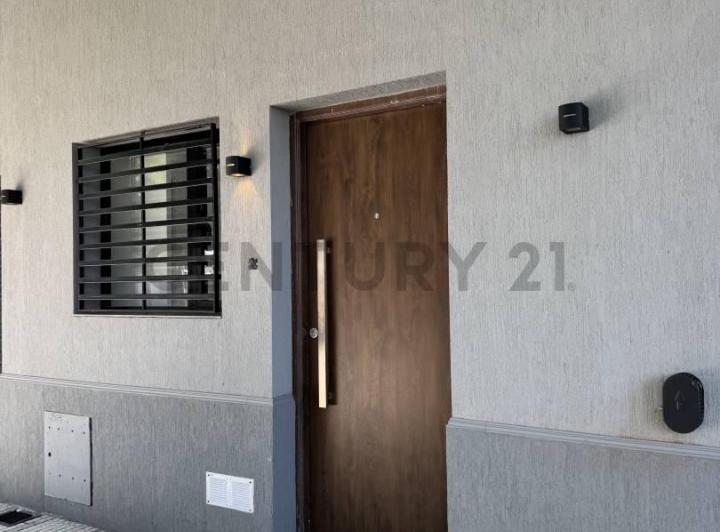 Casa · 80m² · 3 Ambientes · 1 Cochera