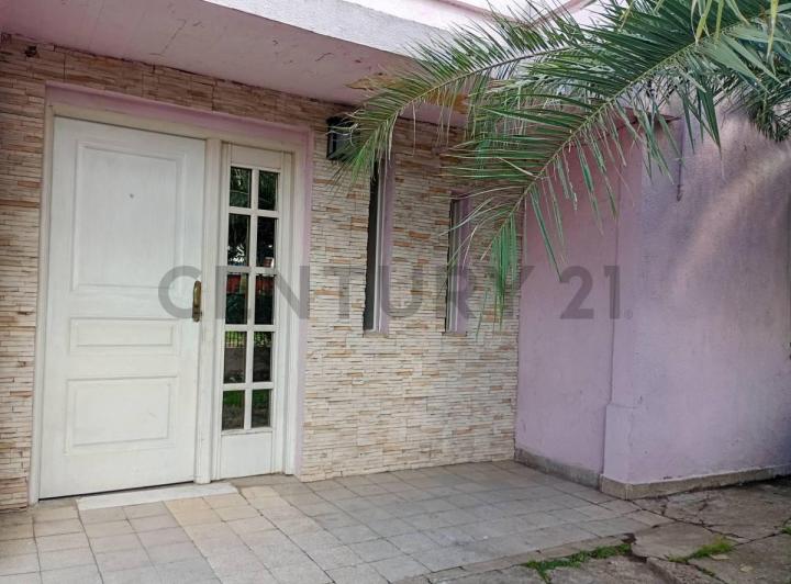 Casa · 100m² · 4 Ambientes · 1 Cochera
