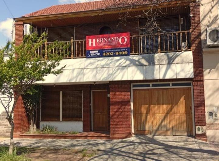 Casa · 150m² · 4 Ambientes · 1 Cochera