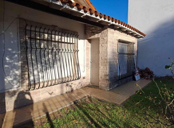 Casa · 185m² · 4 Ambientes · 1 Cochera