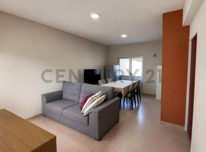 Casa · 65m² · 3 Ambientes · 1 Cochera