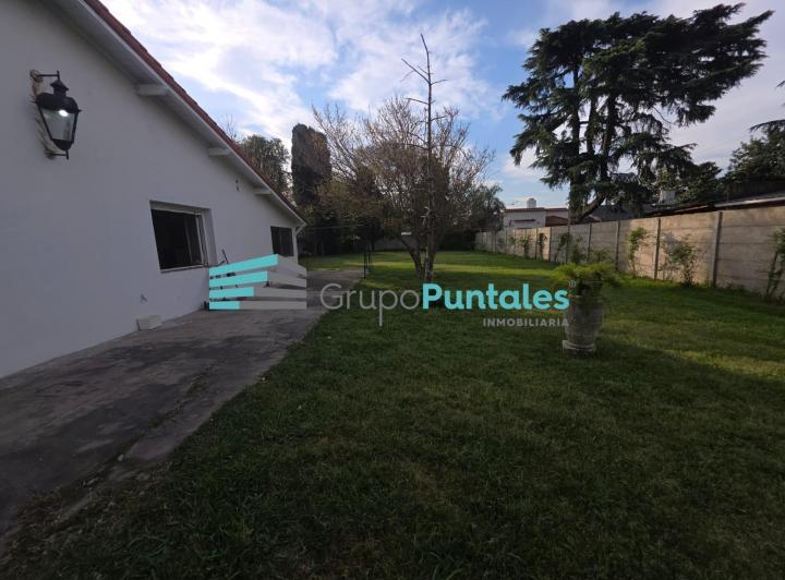 Casa · 92m² · 3 Ambientes · 2 Cocheras