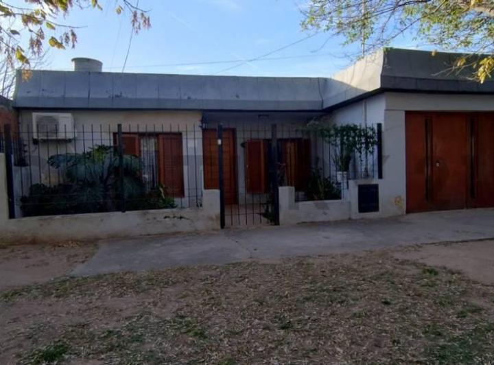 Casa · 152m² · 6 Ambientes · 1 Cochera