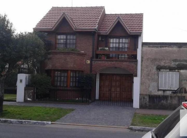 Casa · 176m² · 4 Ambientes