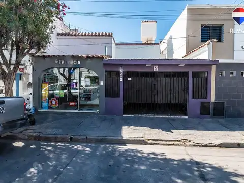Casa venta con local gral. güemes al 1500