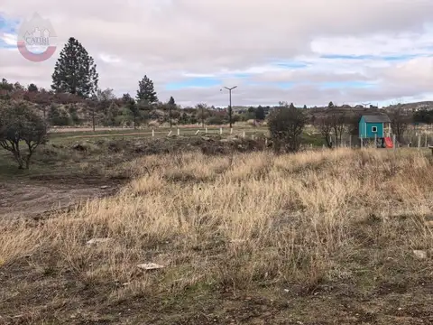 Terreno en b°solares con vista al lago