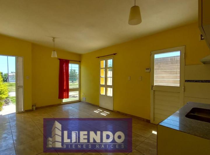 Casa · 42m² · 3 Ambientes · 1 Cochera