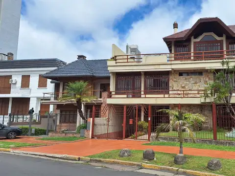Exclusiva casa en el corazón del parque urquiza