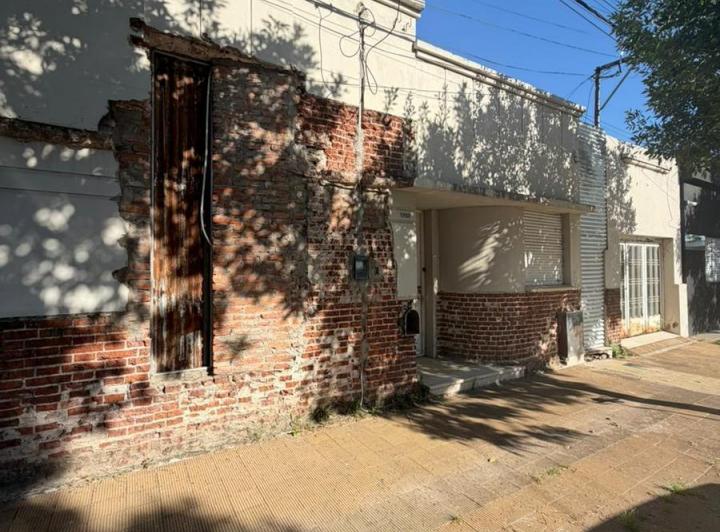 Casa · 188m² · 2 Ambientes · 1 Cochera