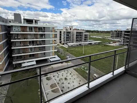 Loft en alquiler con cochera   amenities en fisherton