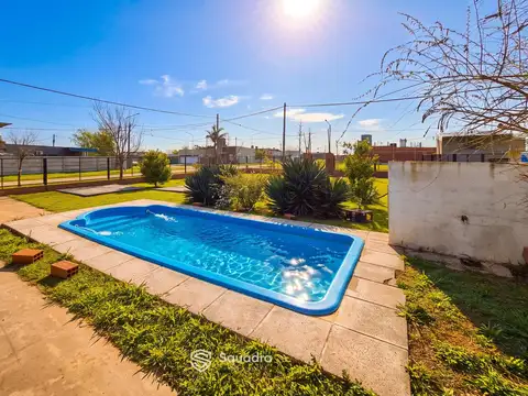 Venta | permuta - casa de 1 dormitorio con cochera -  don ferruccio, timbúes - apto crédito.