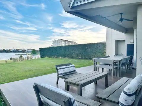 Alquiler amoblado  departamento 3 ambientes con jardin vista al lago en yoo nordelta